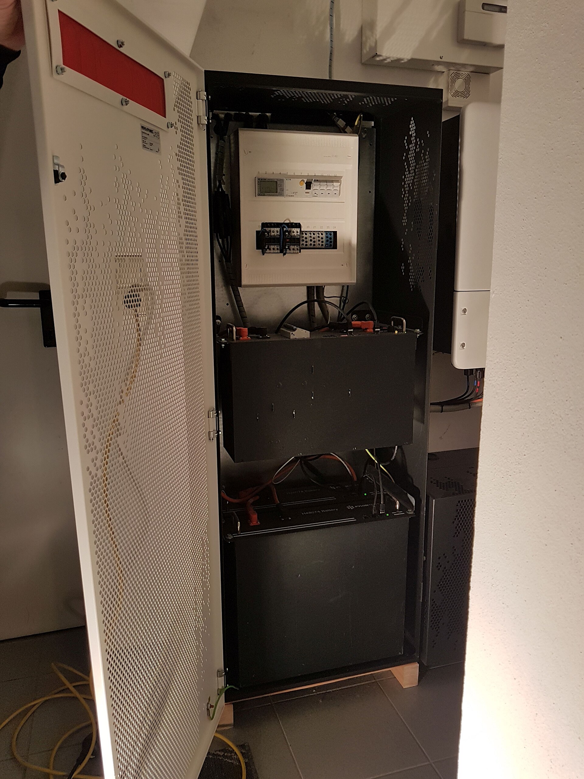 লিথিয়াম ব্যাটারি ৫.১kWh